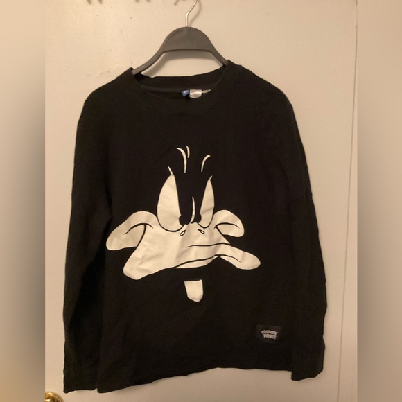 H&M daffy duck long sleeve size s - Picture 1 of 2